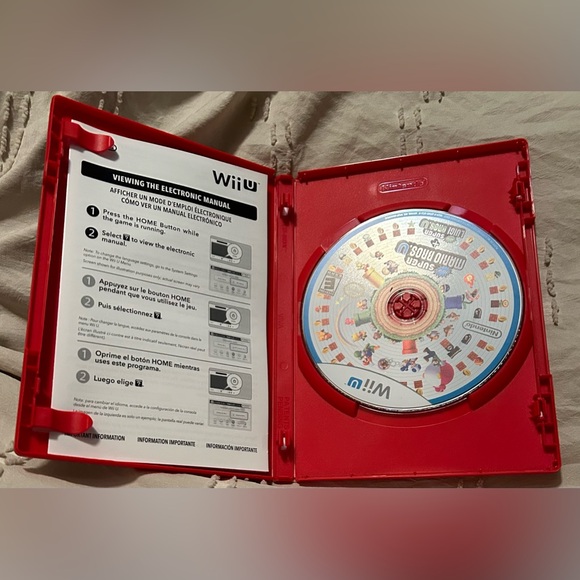 Nintendo Wii U Super Mario Bros Complete Video Game - Picture 3 of 4